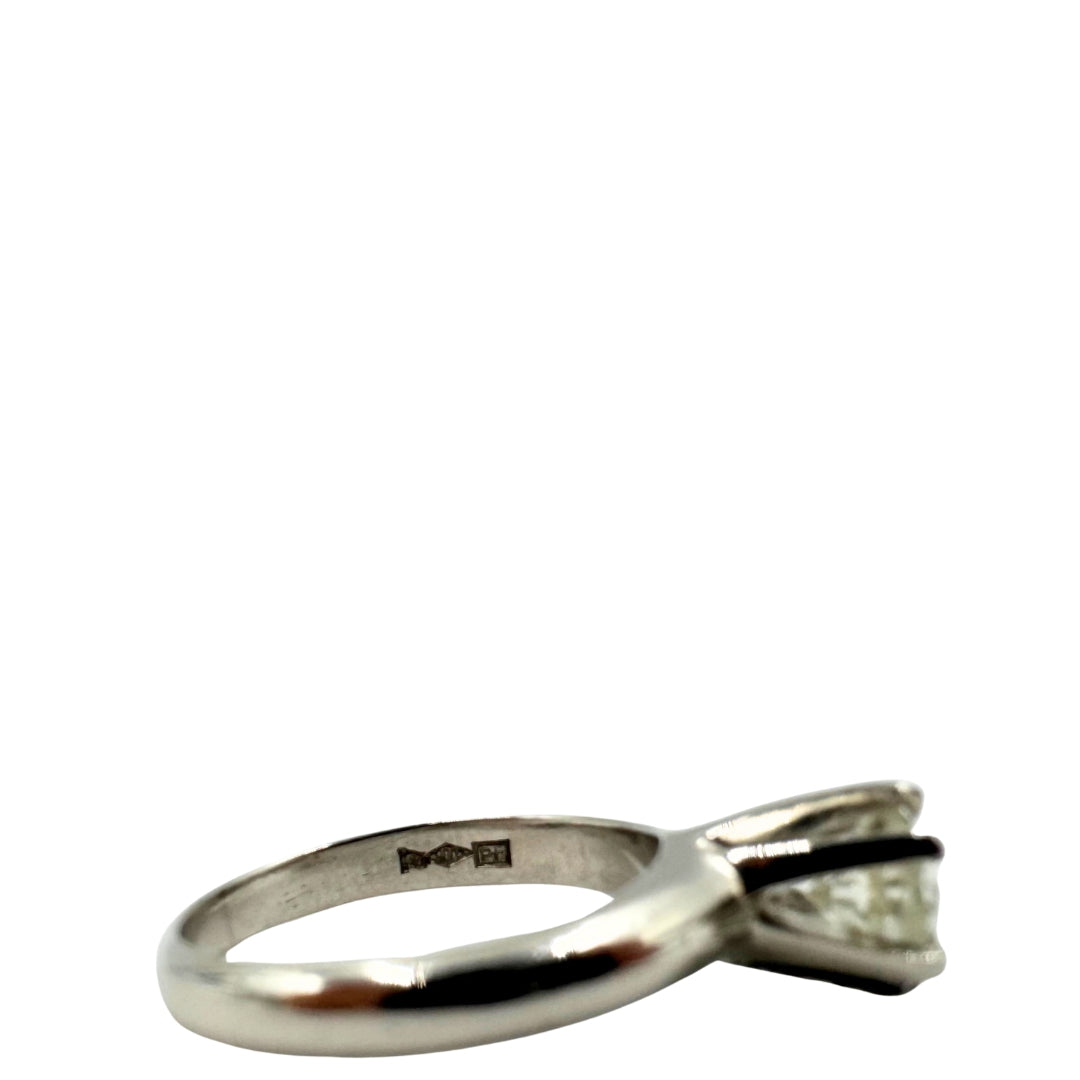 No Brand <br> PT900 Ring D1.032