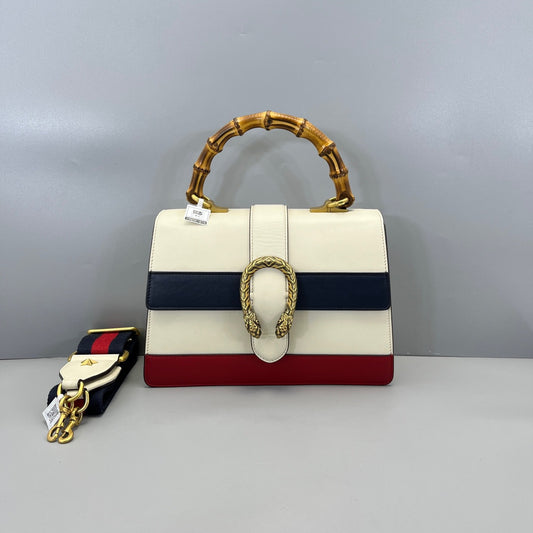 GUCCI<br>Shoulder Bag
