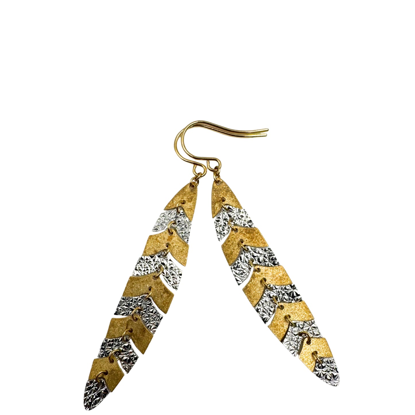 No Brand <br> K18 Earrings