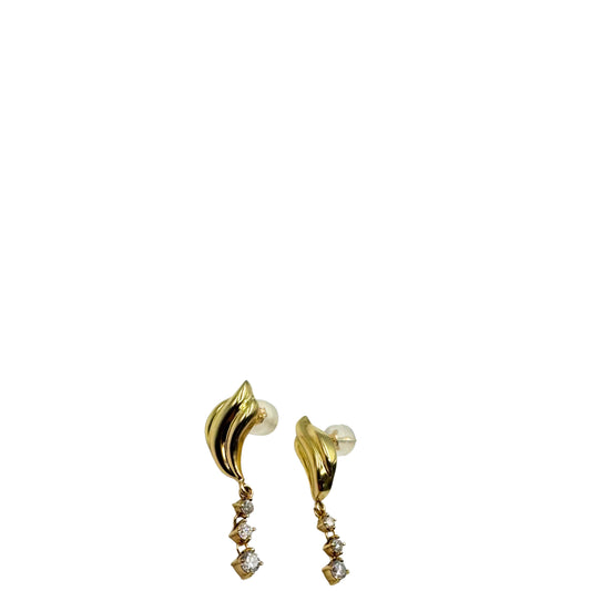 No Brand <br> K18 Earrings D0.4