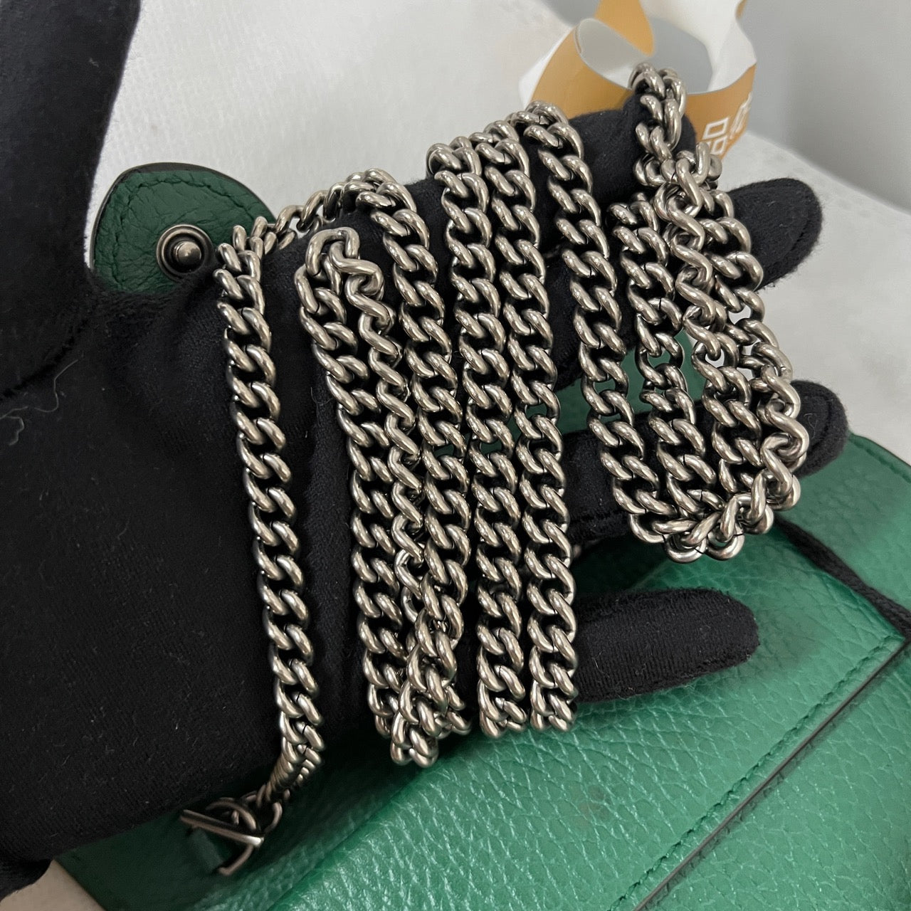 GUCCI<br>Shoulder Bag