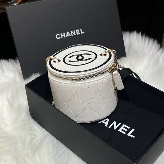 chanel<br>Shoulder Bag