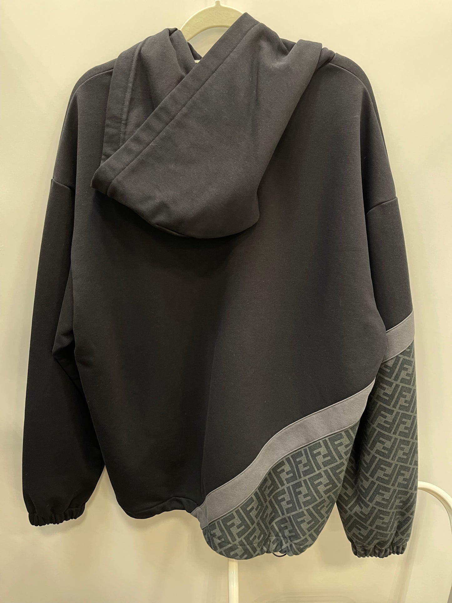 Baccarat set and fendi Jumper