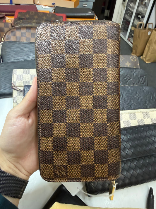Lv wallet damire