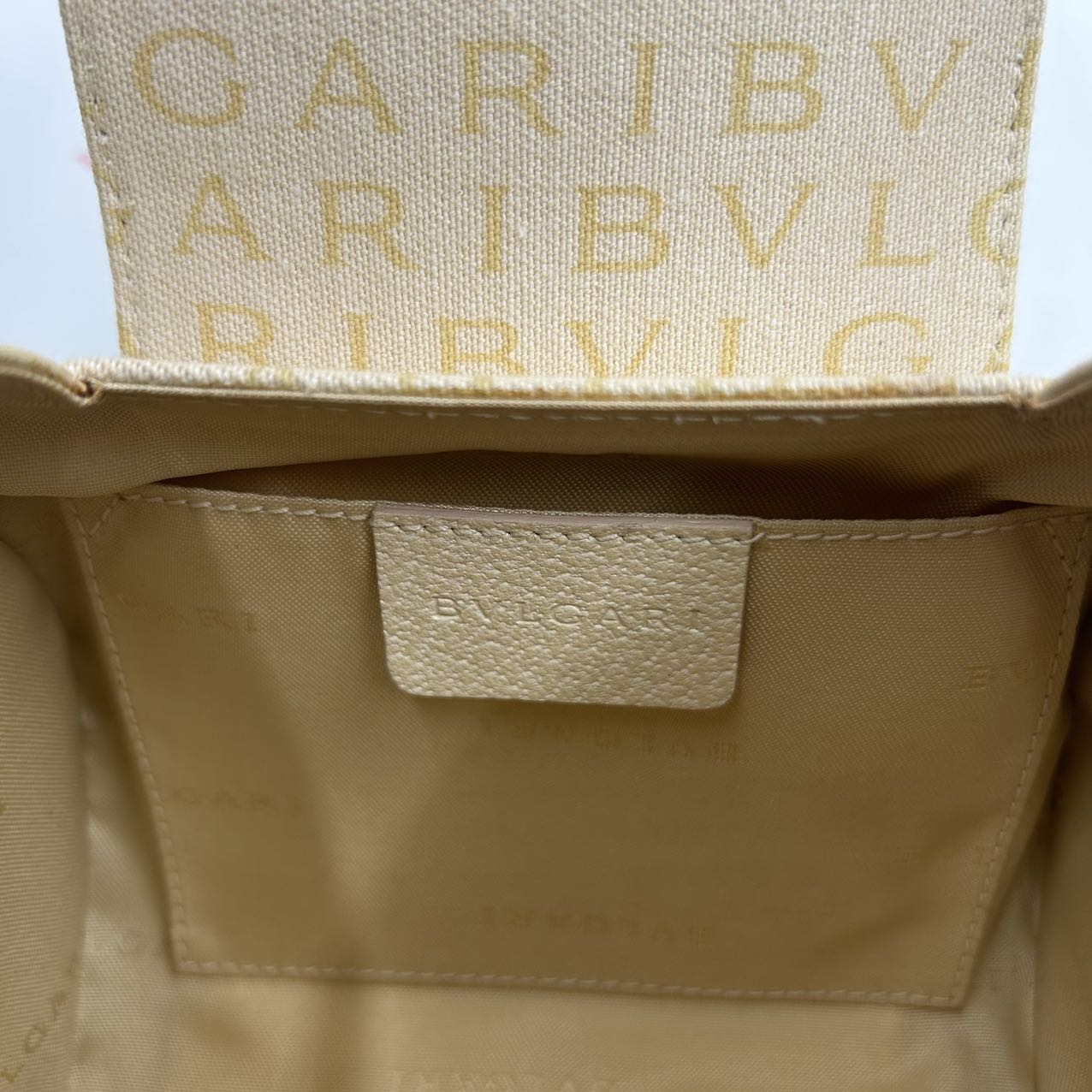 BVLGARI<br>Hand Bag