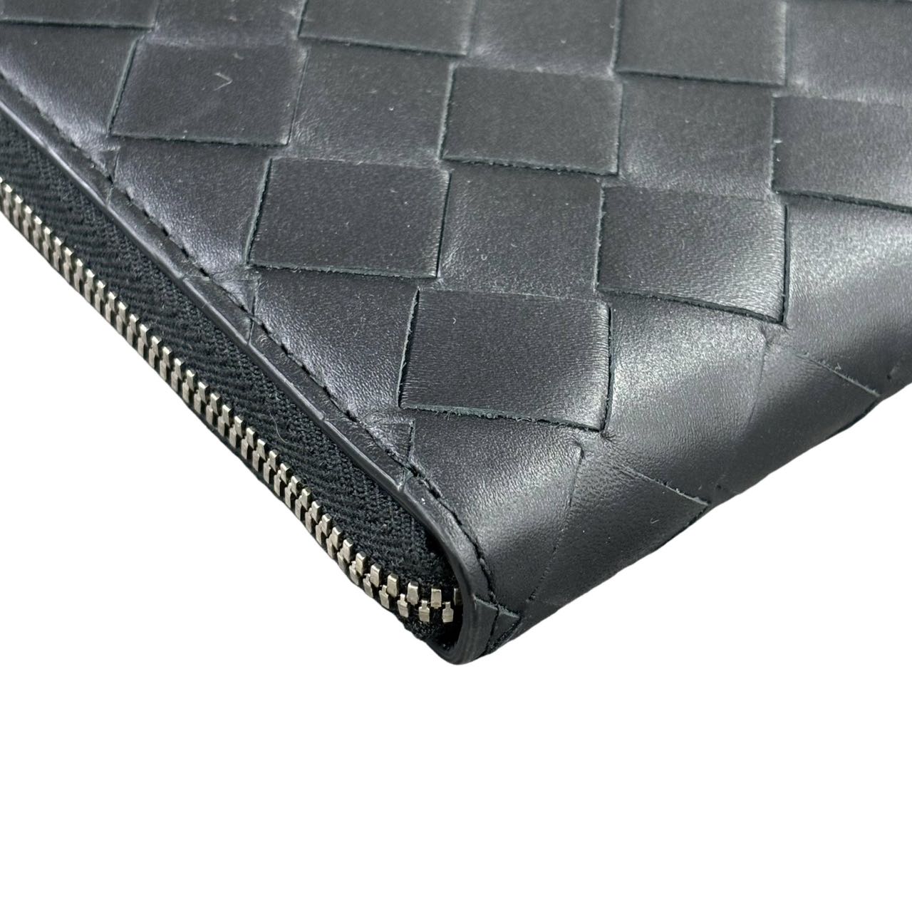 BOTTEGA VENETA <br> Intrecciato Long Zip Around Wallet