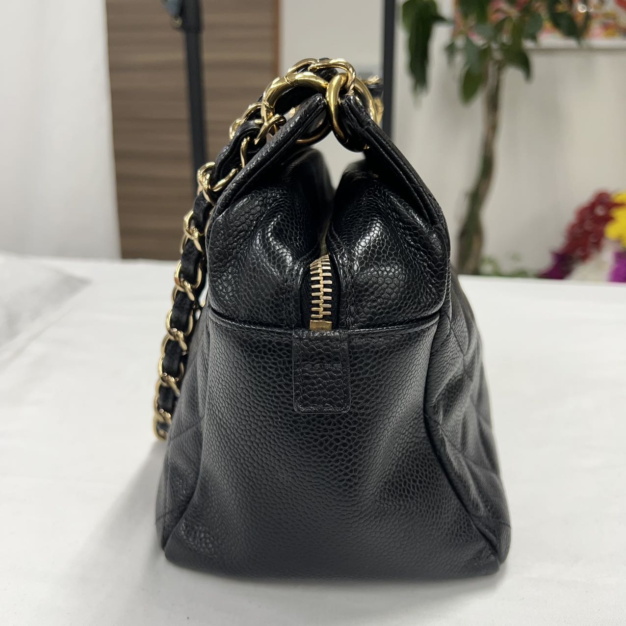 CHANEL<br>GST Tote Black Gold Chain Caviar