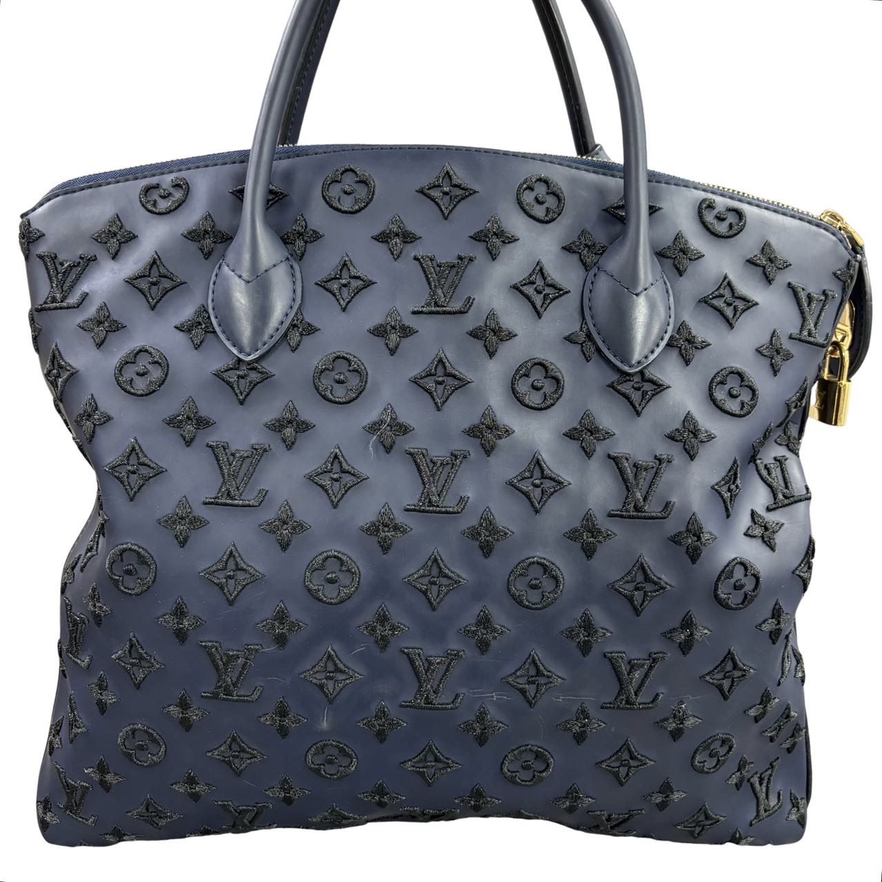 LOUIS VUITTON<br> Monogramme Addiction Vertical Lockit MM