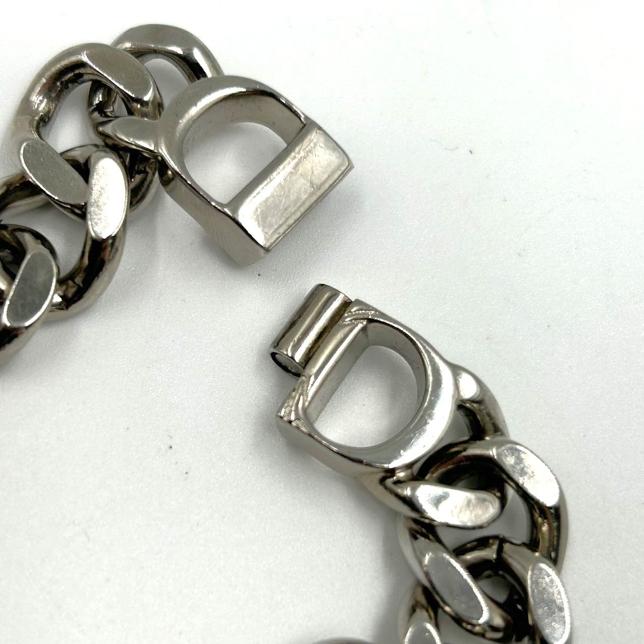 CHRISTIAN DIOR<br>Icon Chain Link Blacelet