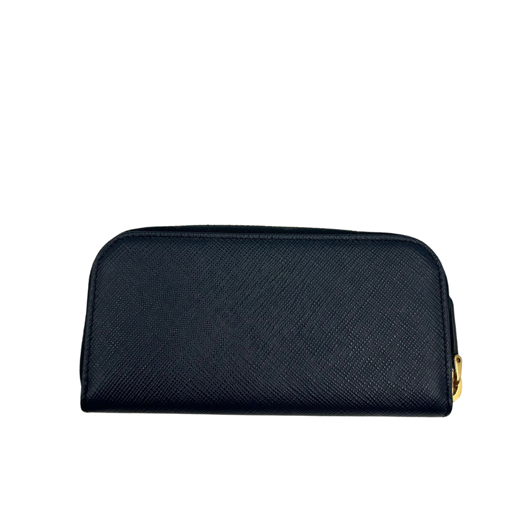 PRADA<br>Saffiano Leather Key Case 1PG604