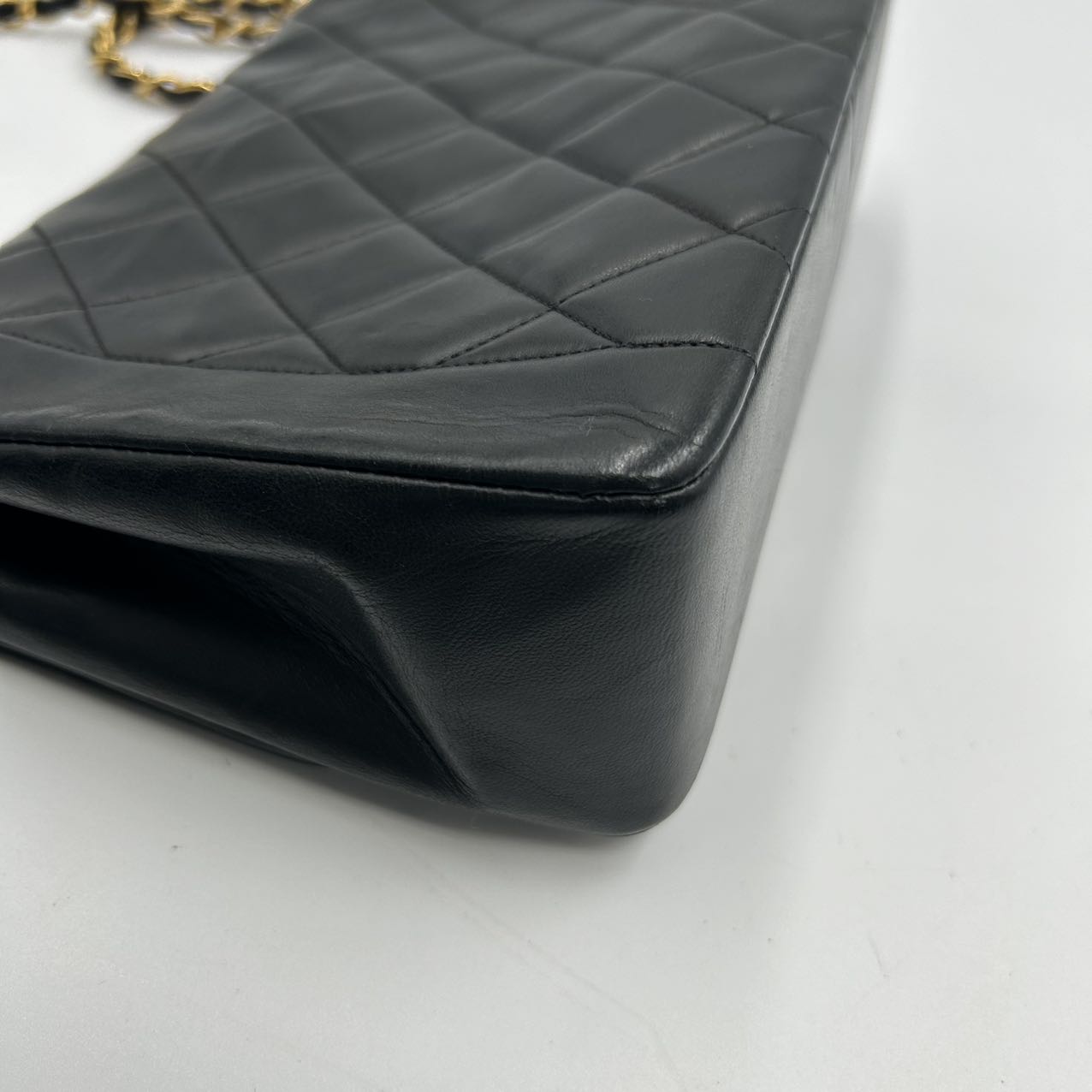 CHANEL<br>Matelasse Double Flap Chain Shoulder