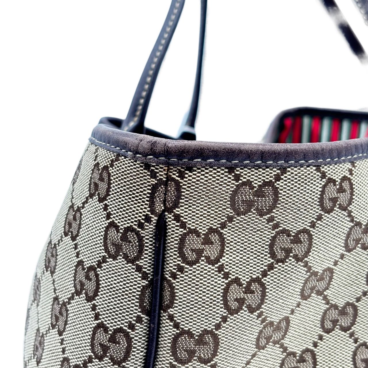 GUCCI<br> Neue Tragetasche „Britt“ aus GG-Canvas