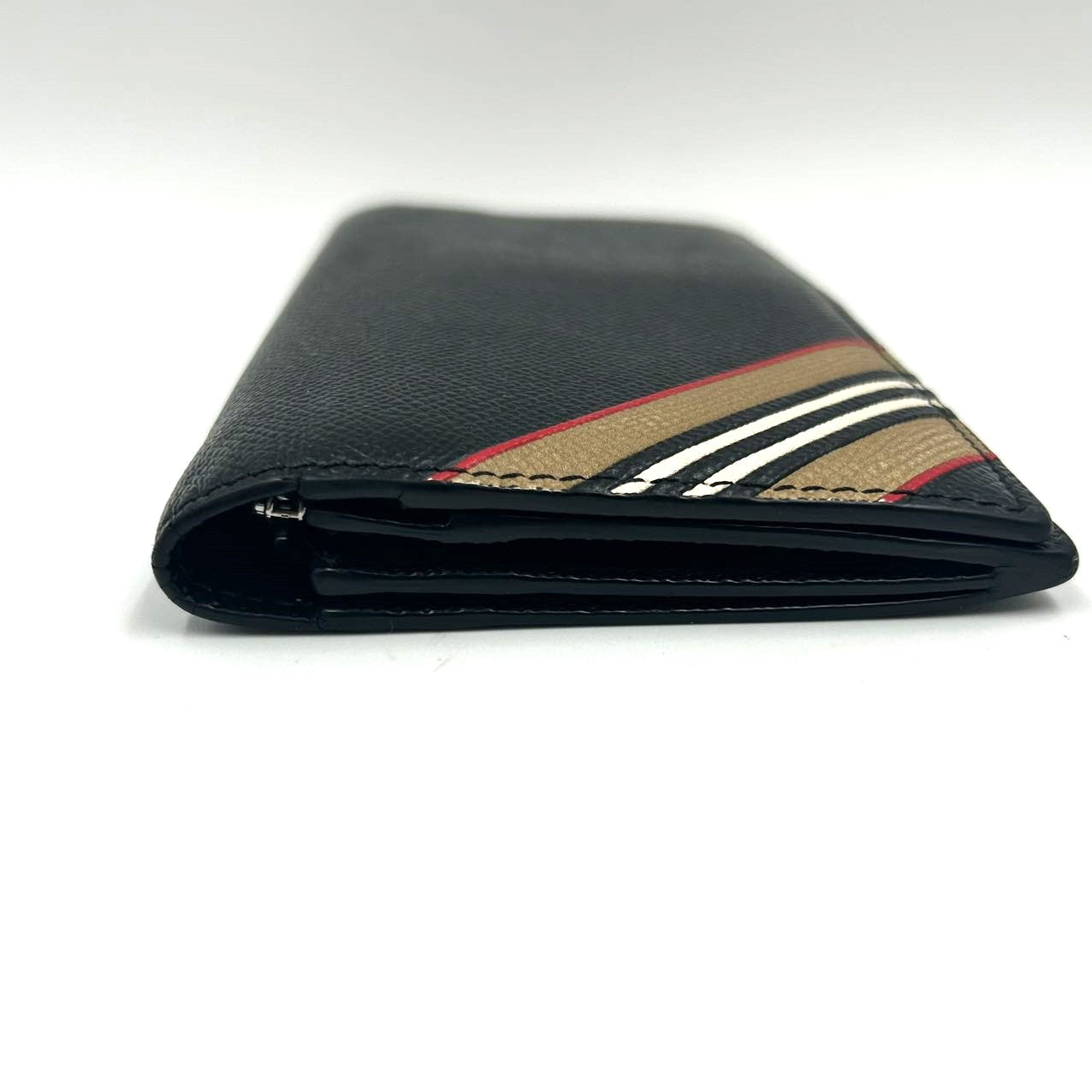 BURBERRY<br>Cavendish Leather Long Wallet