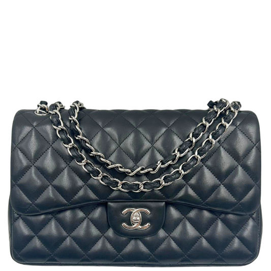 CHANEL<br>Double Flap Matelasse