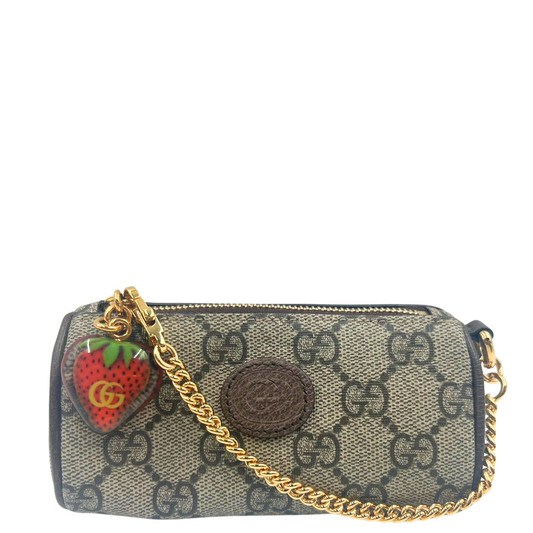 GUCCI<br> Erdbeerbeutel mit GG Supreme-Monogramm