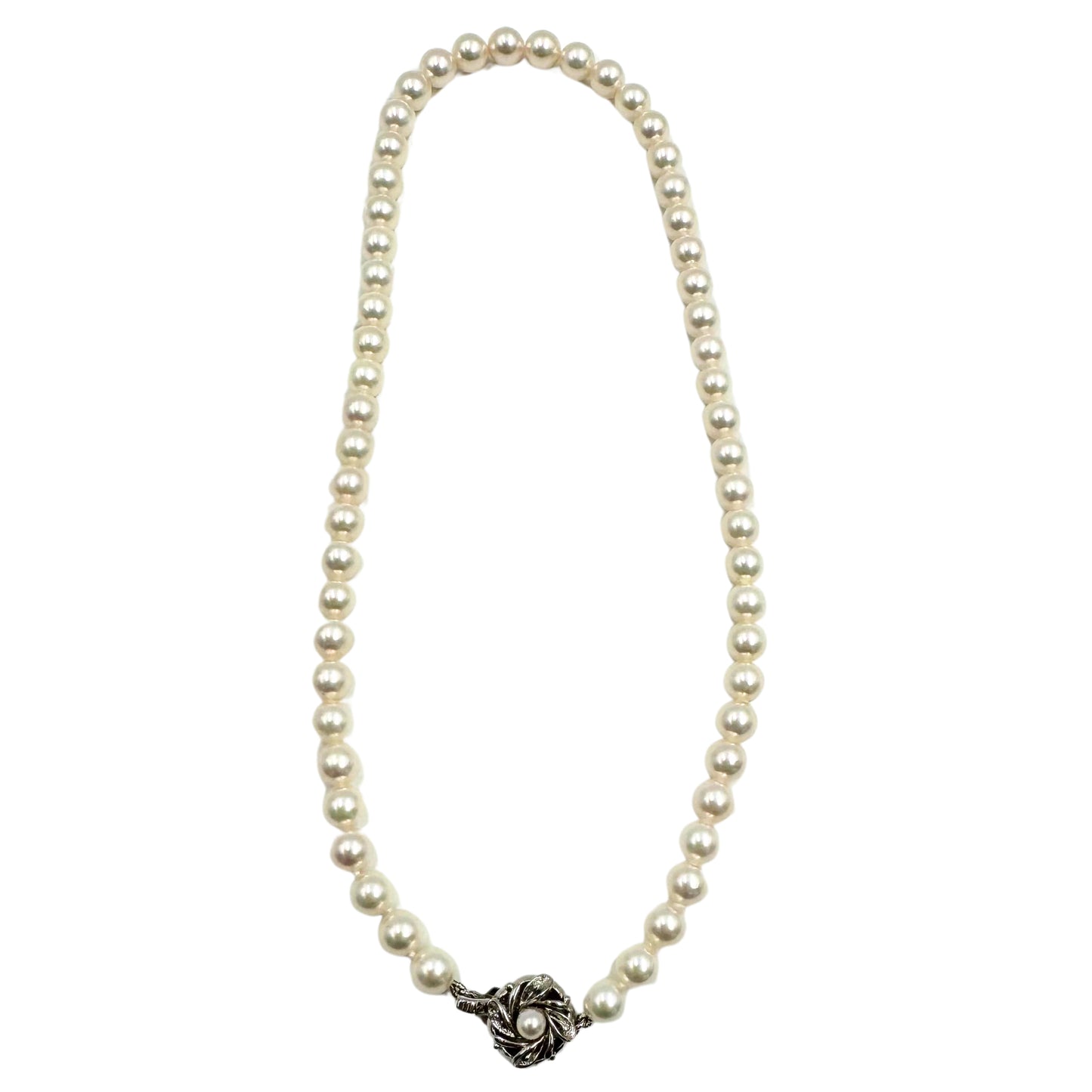 No Brand <br> SV Pearl Necklace