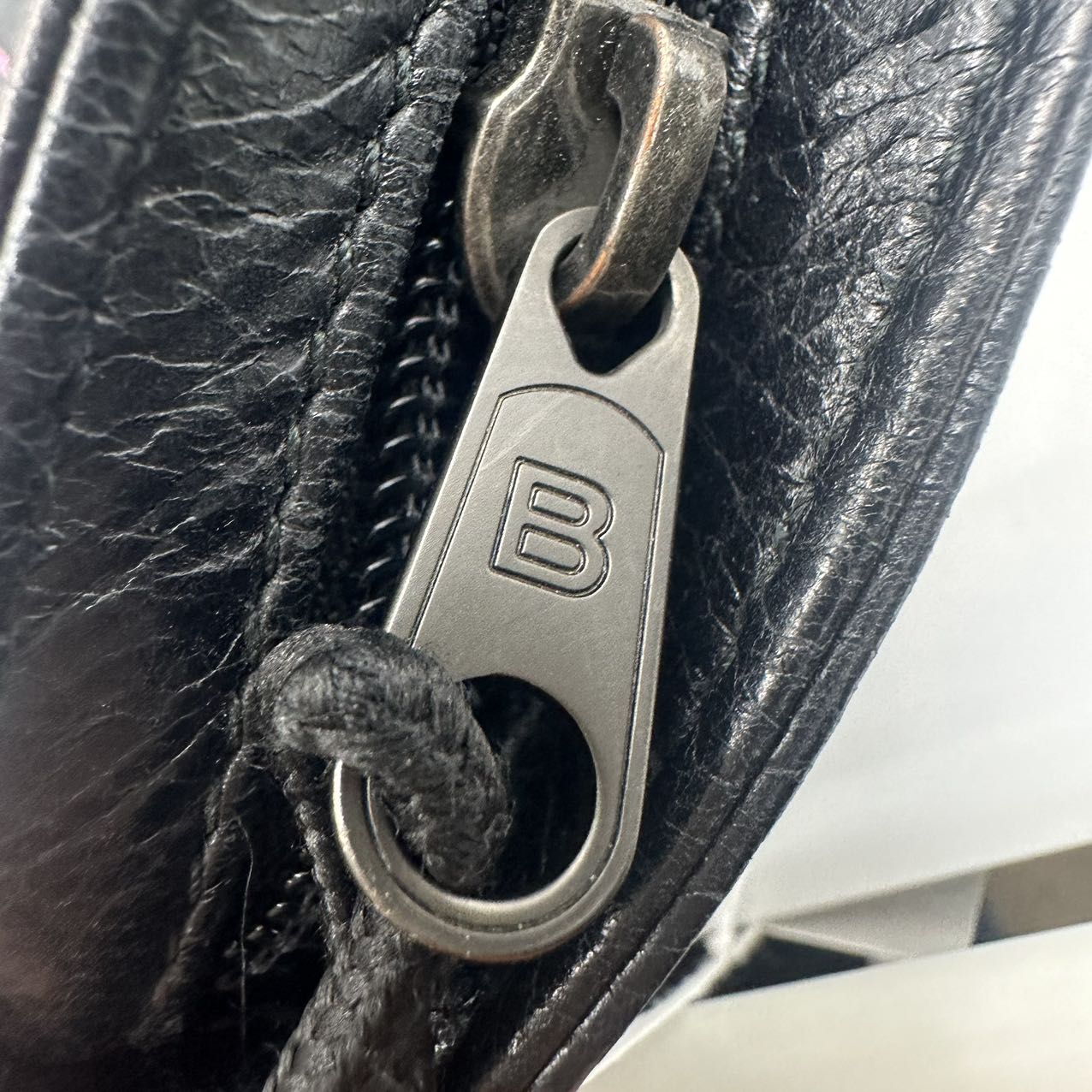 BALENCIAGA<br>Leather Clutch Bag