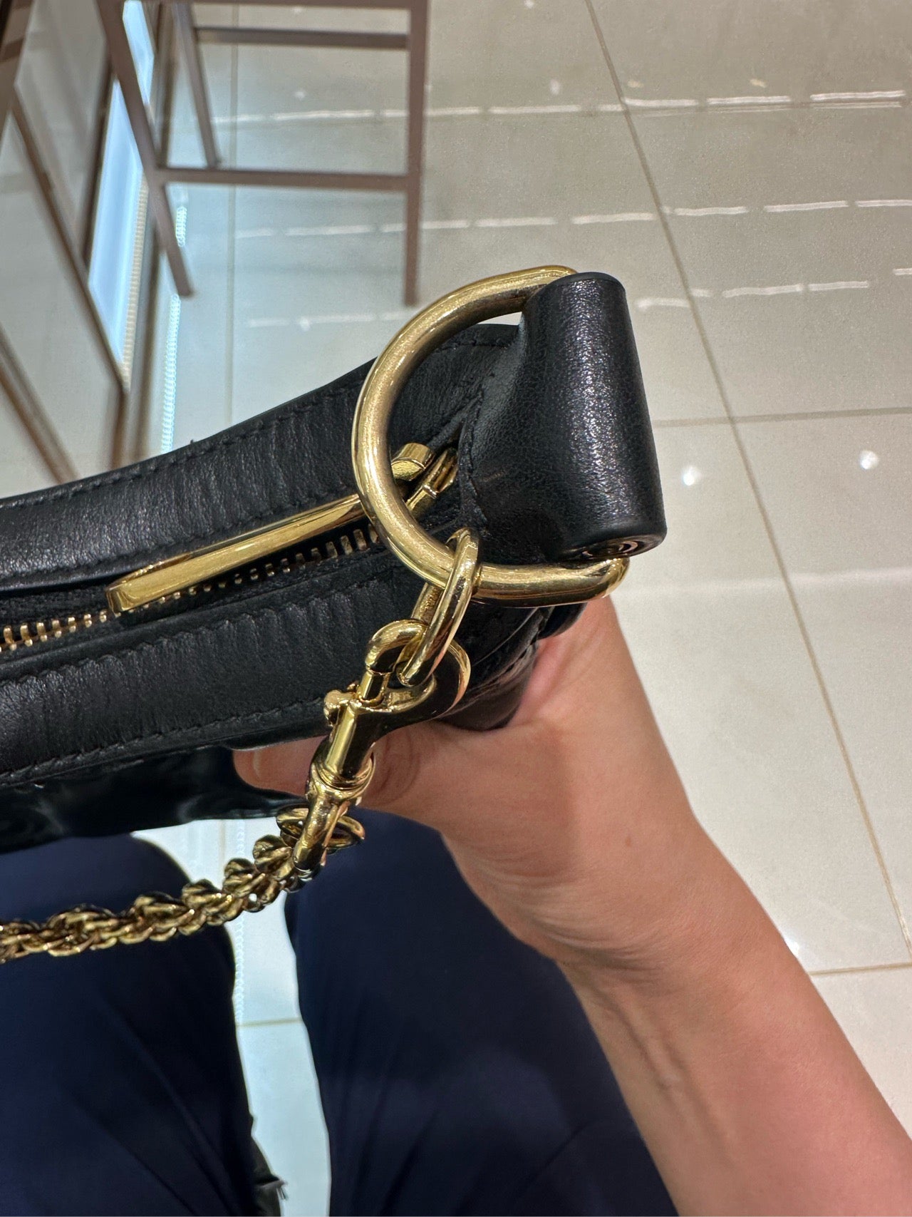 GUCCI<br>Shoulder Bag