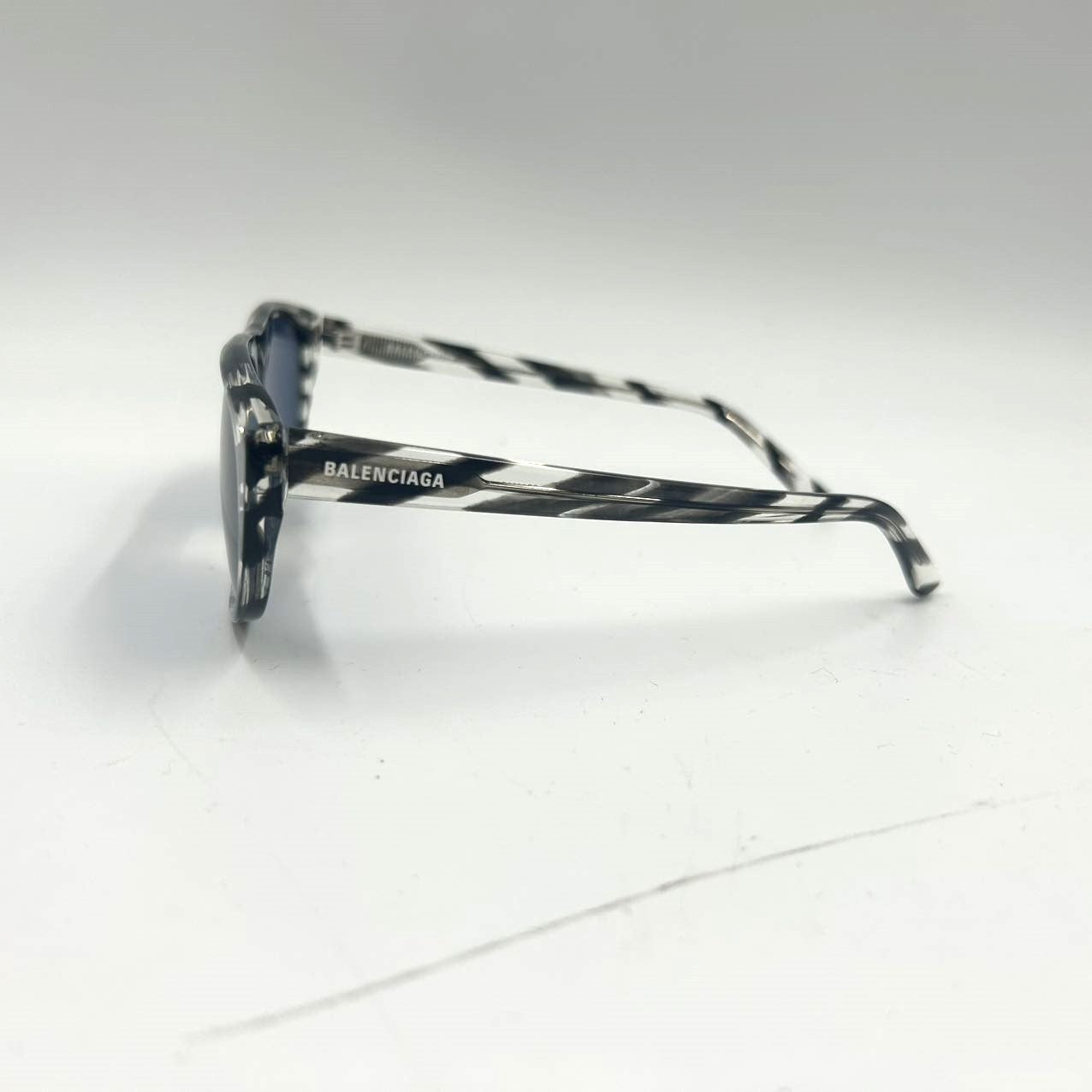 BALENCIAGA<br>Rectangle Sunglasses