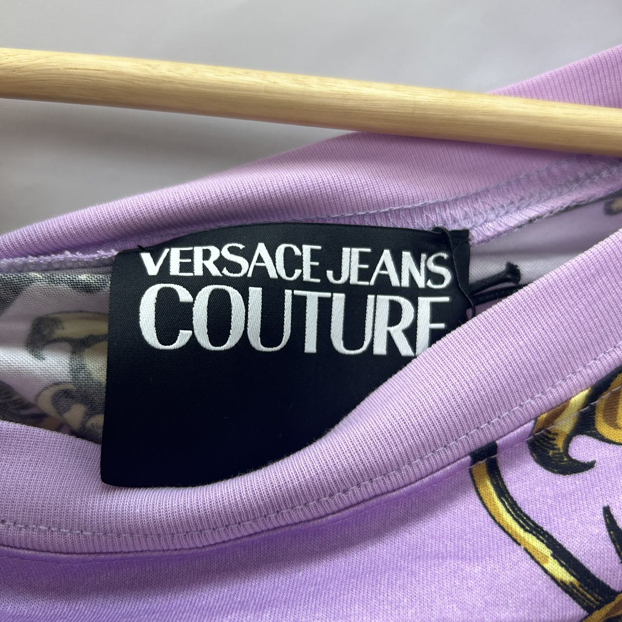 VERSACE JEANS<br> Asymmetrie T-Shirt