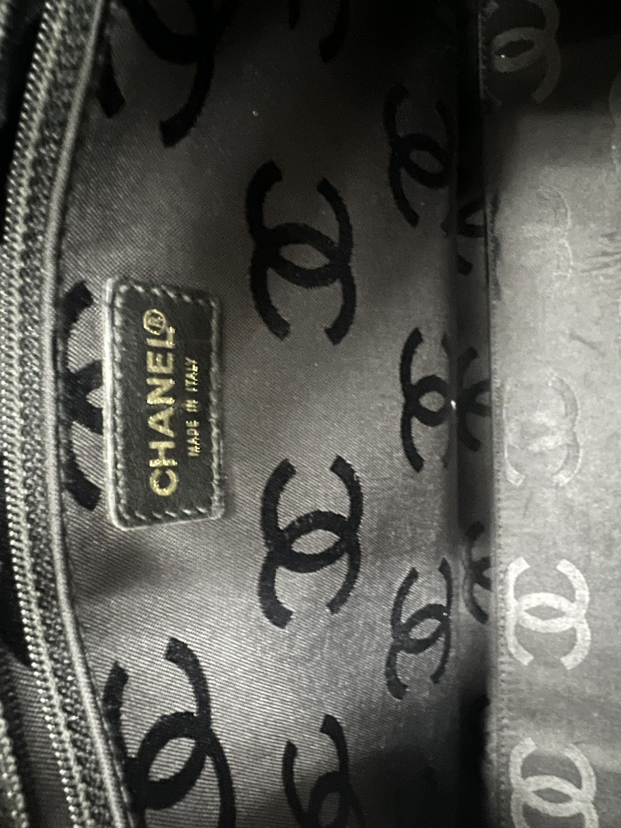 CHANEL<br> Wild Stitch Kalbsleder Hand Schwarz