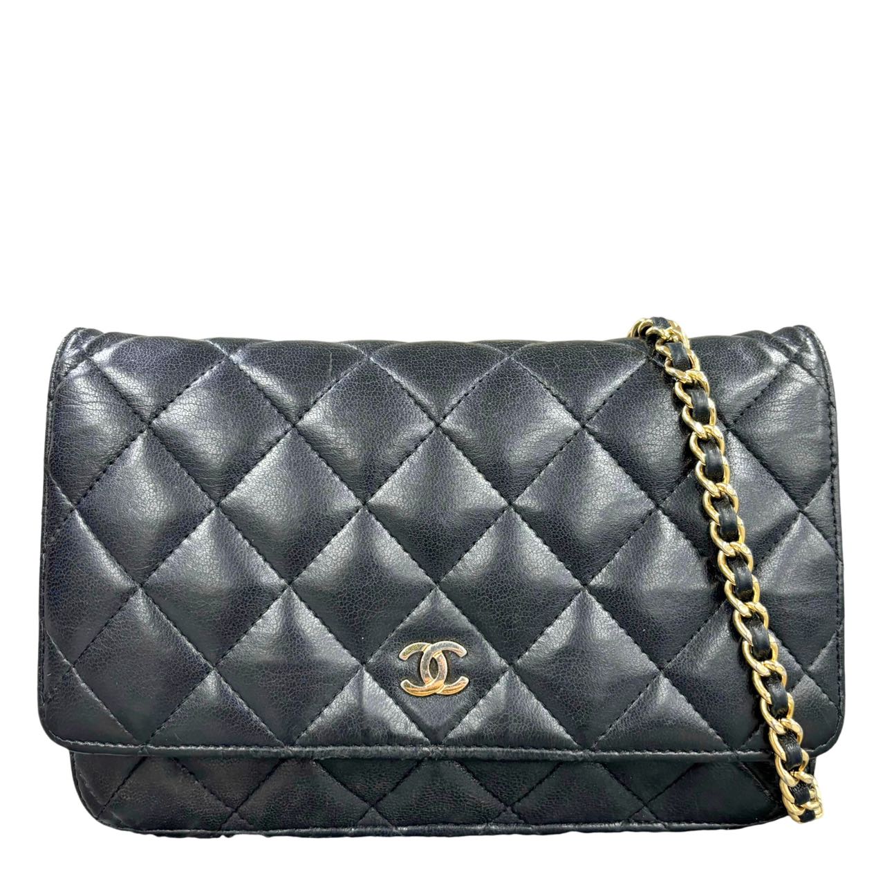 CHANEL<br> Portefeuille Sur Chaîne En Cuir D'Agneau Matelasse