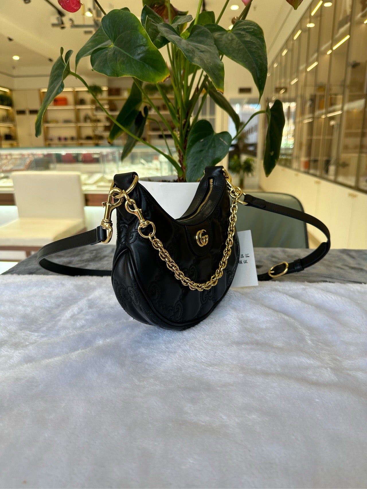 GUCCI<br>Shoulder Bag