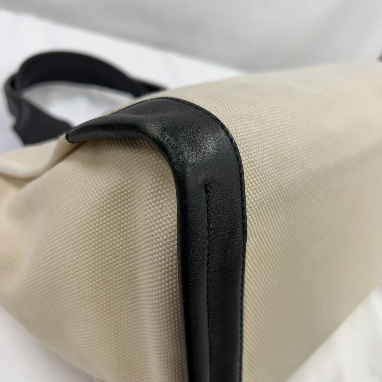 FERRAGAMO<br> Canvas Handtasche