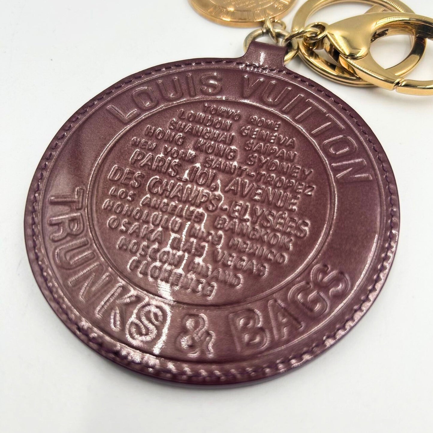 LOUIS VUITTON<br>Porto Cleron Key Ring