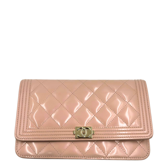 CHANEL<br> Boy Calfskin Quilted Wallet 22