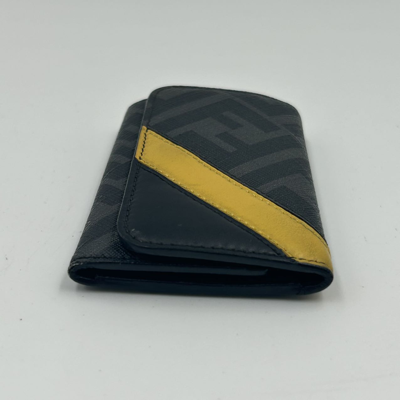 FENDI<br>Logo Key Case