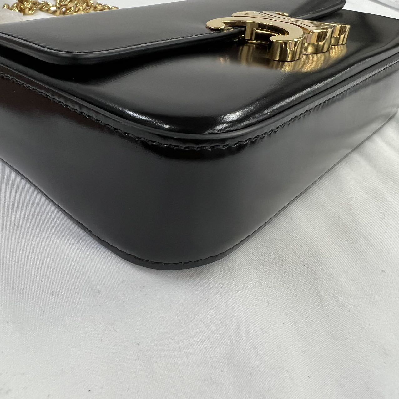 CELINE<br> Triomphe Schultertasche mit Kette