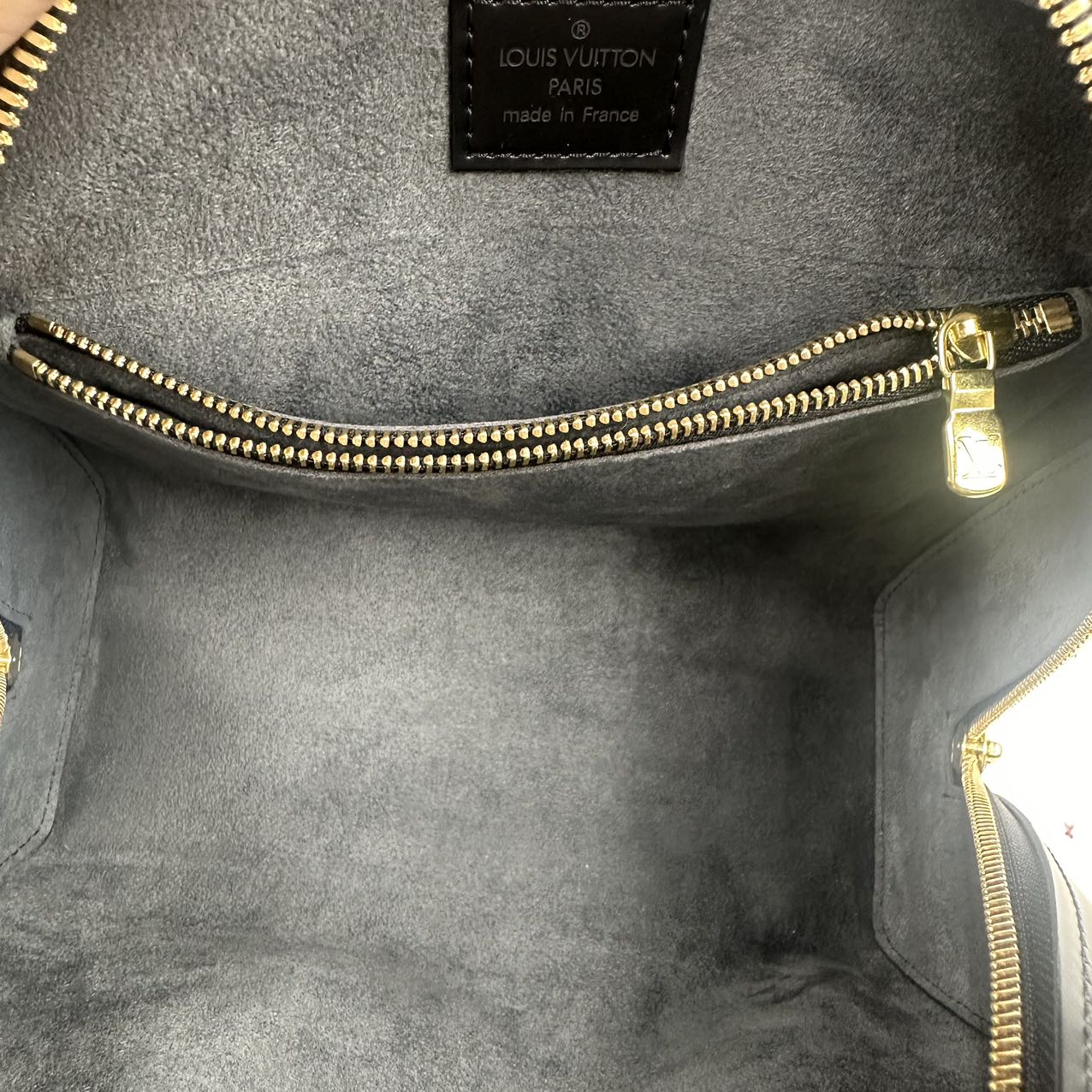 LOUIS VUITTON<br> Epi Pont Neuf Tasche