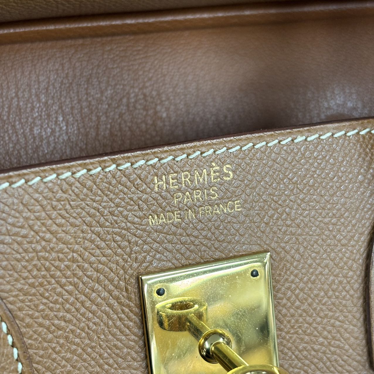 HERMÈS<br> Haut A Courroies32