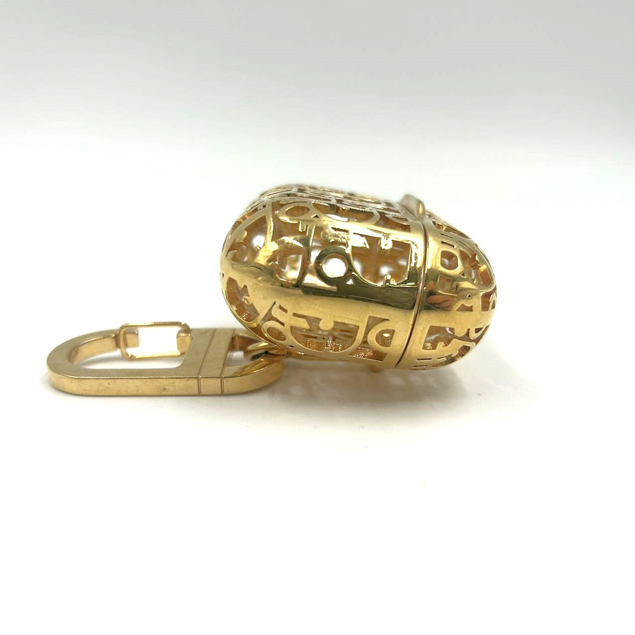 CHRISTIAN DIOR<br>Air Pods Pro Case Gold