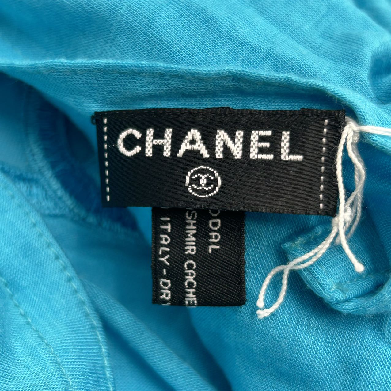 CHANEL<br>Logo Embroidery Scarf