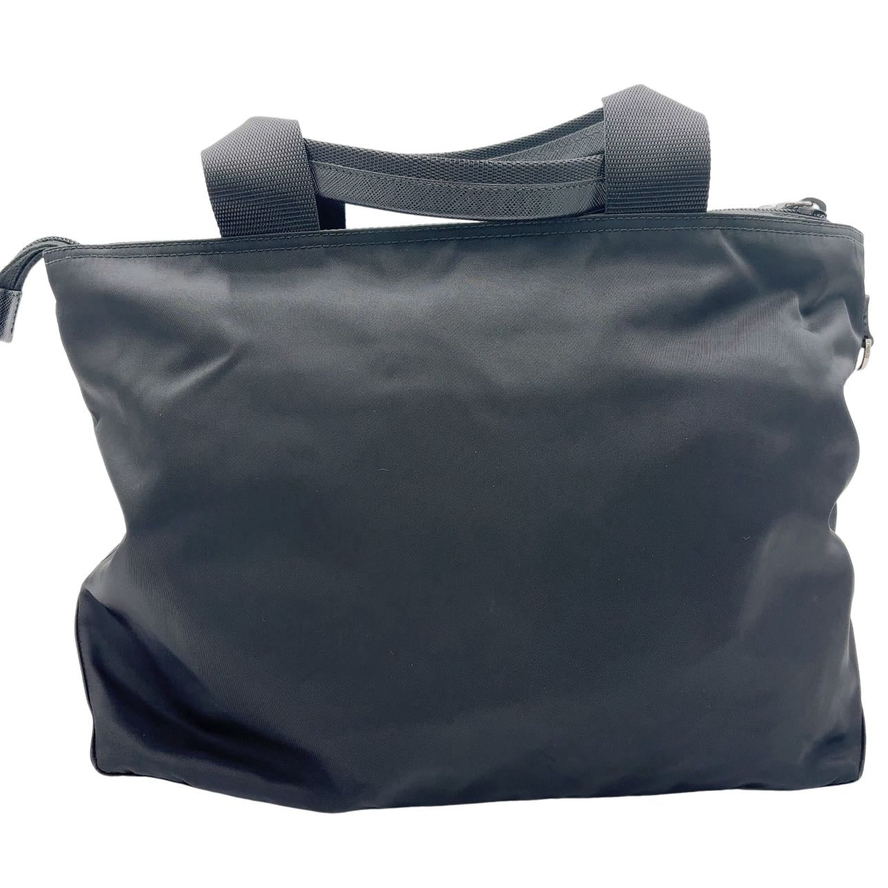 PRADA<br> Sac fourre-tout en nylon