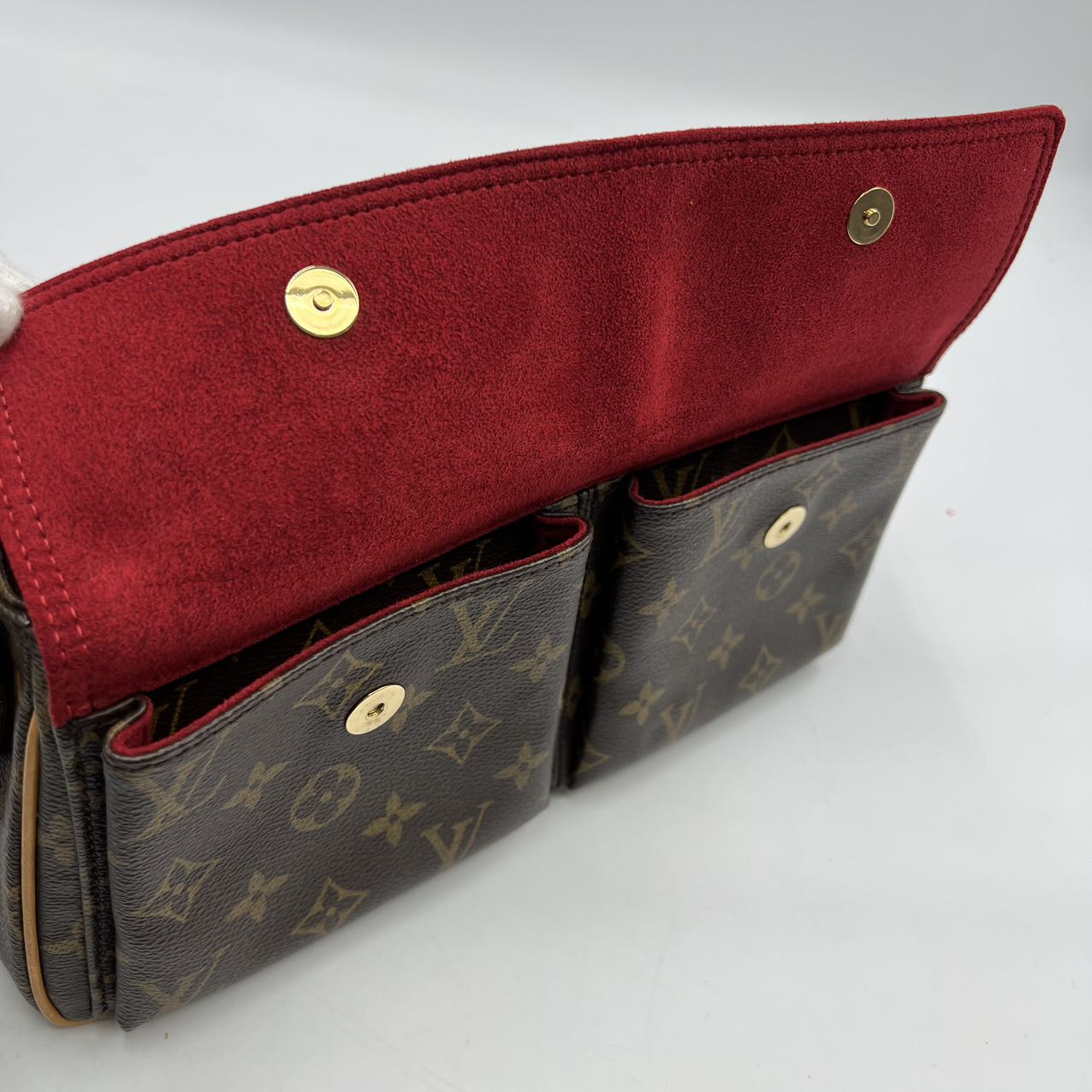 LOUIS VUITTON<br>Cite MM Bag