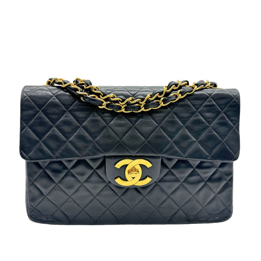 CHANEL<br> Matelassé-Schultertasche mit doppelter Kette