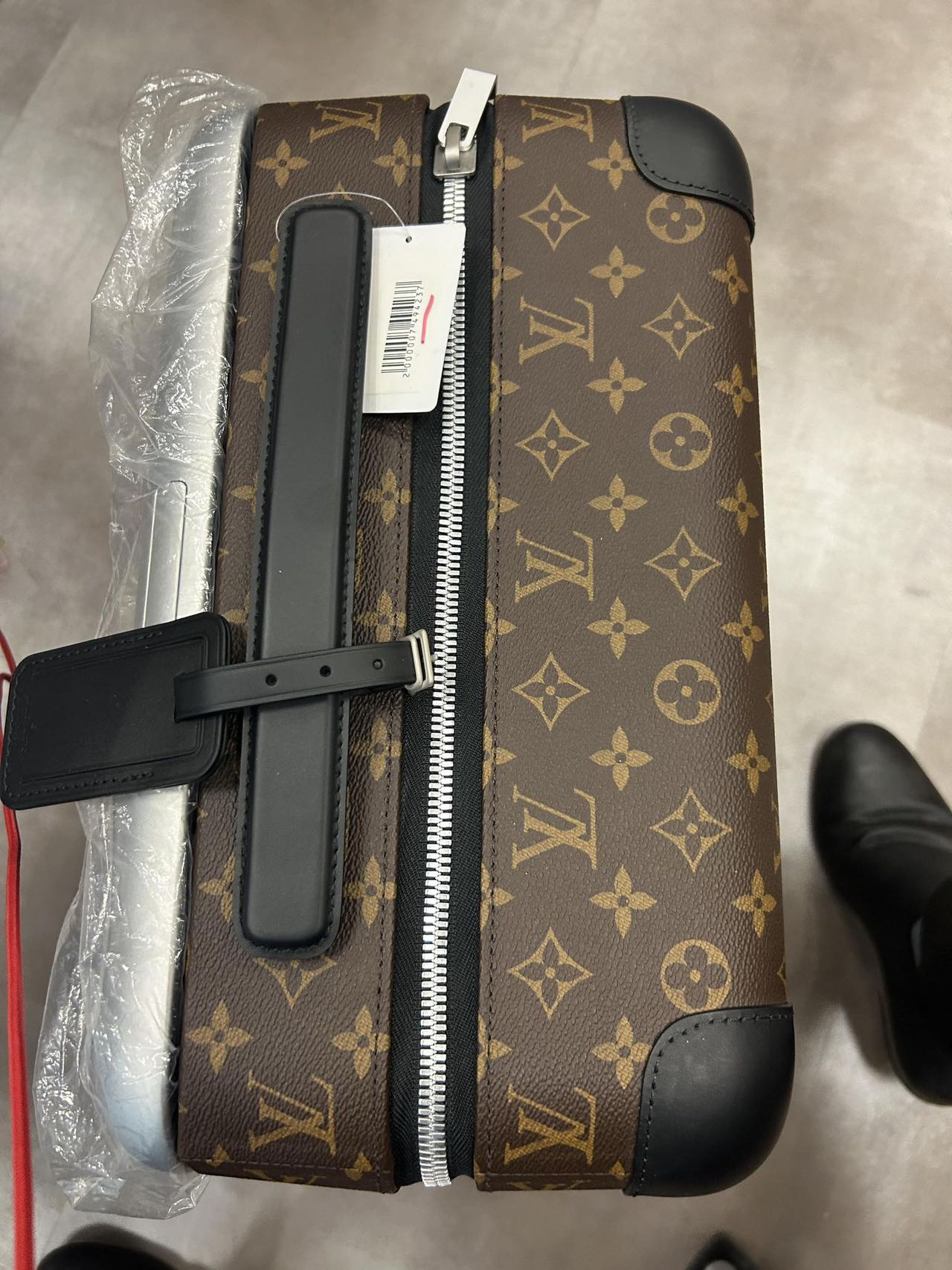 LOUIS VUITTON<br>Trunk