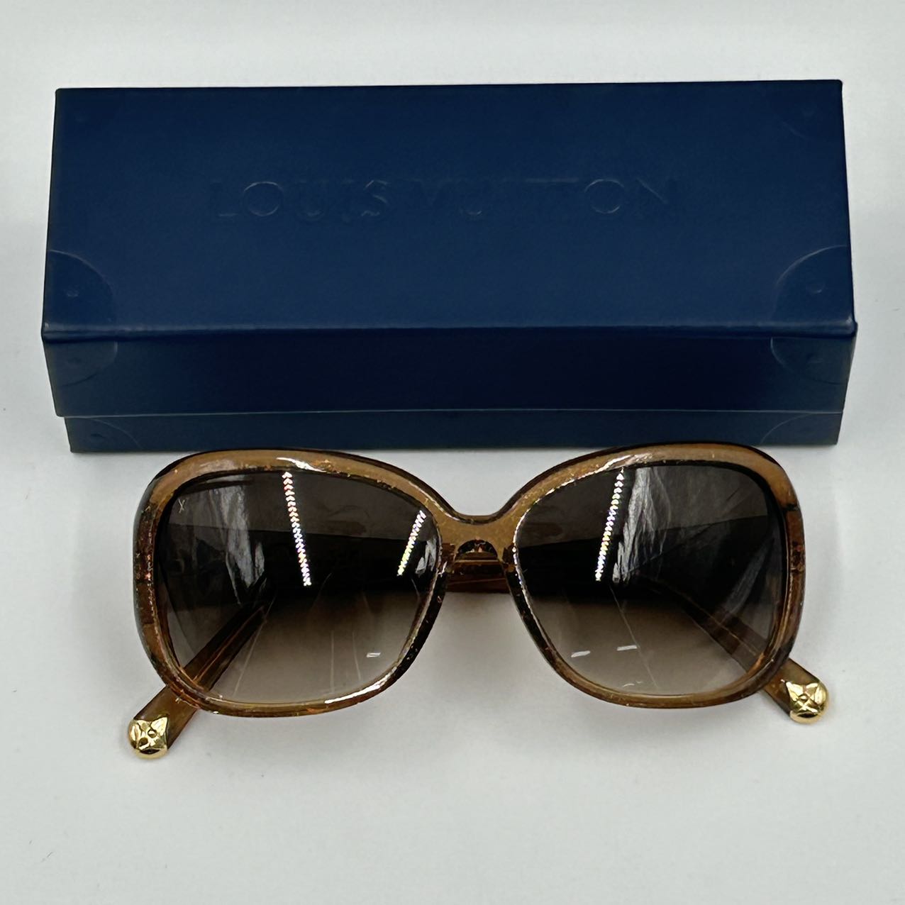 LOUIS VUITTON <br>Sonnenbrille mit Monogramm