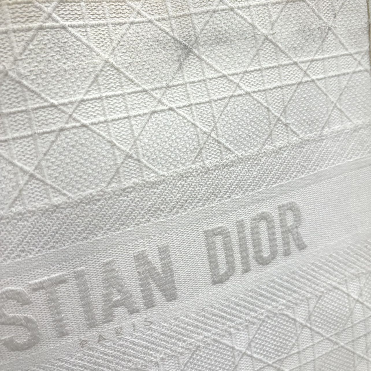 CHRISTIAN DIOR<br> Büchertasche