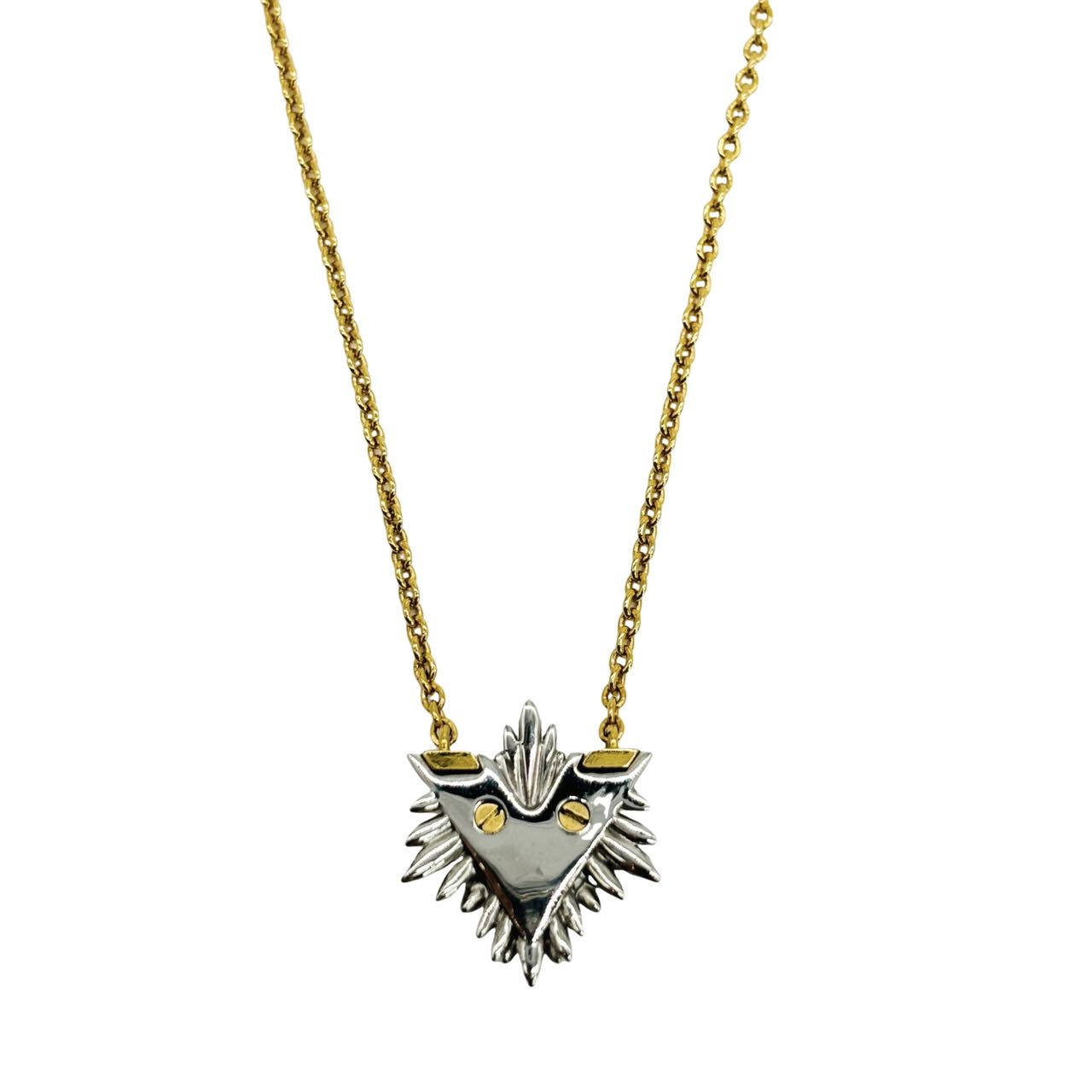 LOUIS VUITTON <br> Essential V Necklace