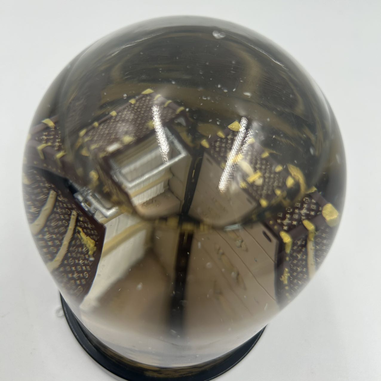 LOUIS VUITTON <br>Tunk Malles Snow Globe