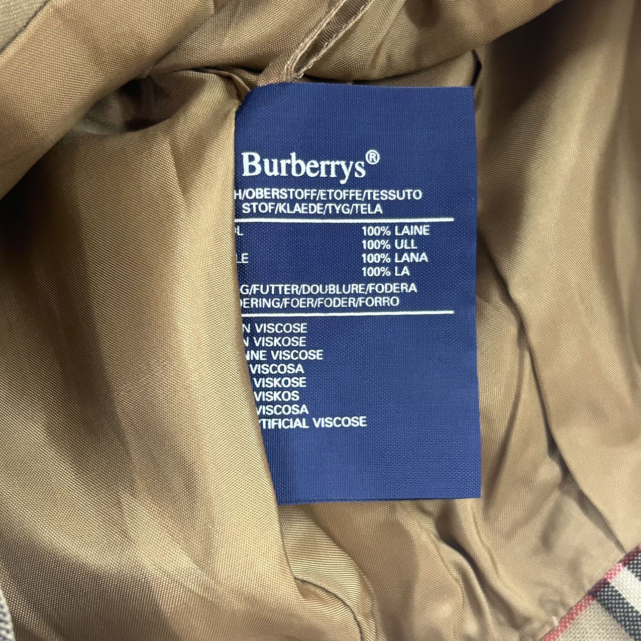 BURBERRY<br>Check Skirt