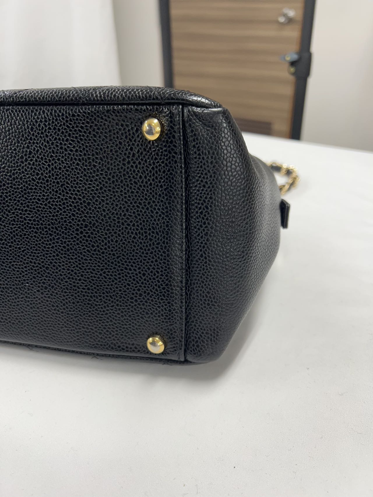 CHANEL<br> GST Tote Schwarz Gold Kette Kaviar