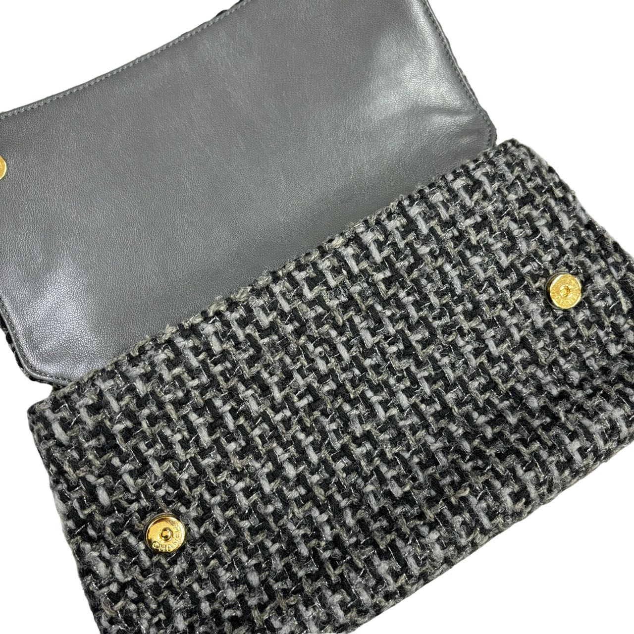 CHANEL<br> Tweed Metiers D'art Paris Hamburg Runway Tasche