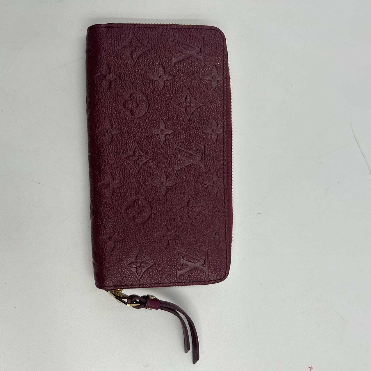 LOUIS VUITTON<br>Zip Long Wallet M60549