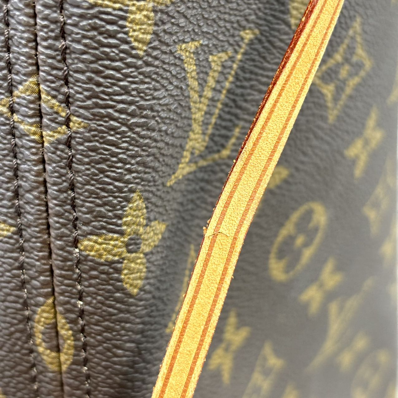 LOUIS VUITTON<br> Monogramm Neverfull MM