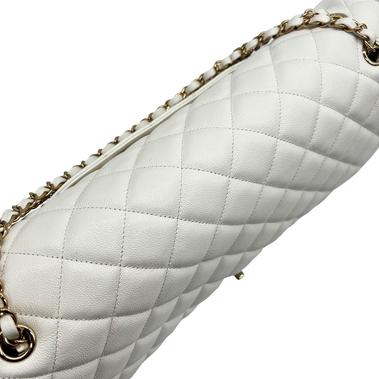 CHANEL <br> Caviar Skin Jumbo Single Flap Bag